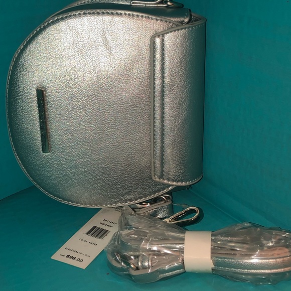 BCBG metallic crossbody purse super cute!! - Picture 6 of 6